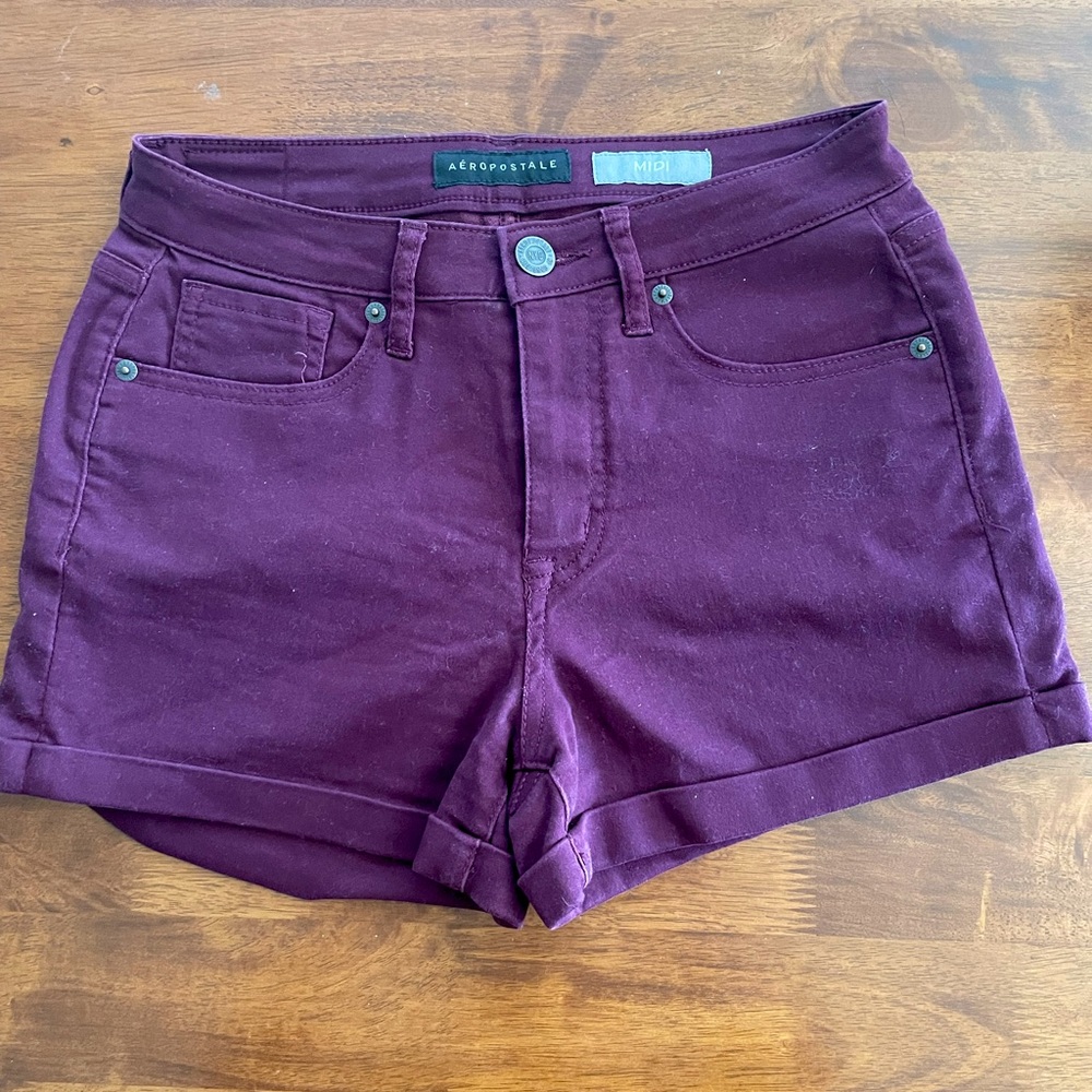 Aeropostale size 4 maroon jean shorts